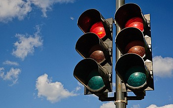 Beszélő jelzőlámpák Salgótarjánban