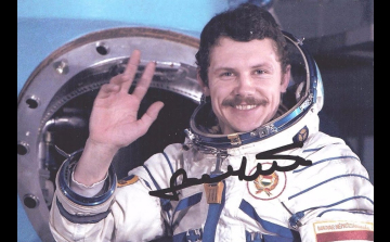 Farkas Bertalan, az első magyar űrhajós