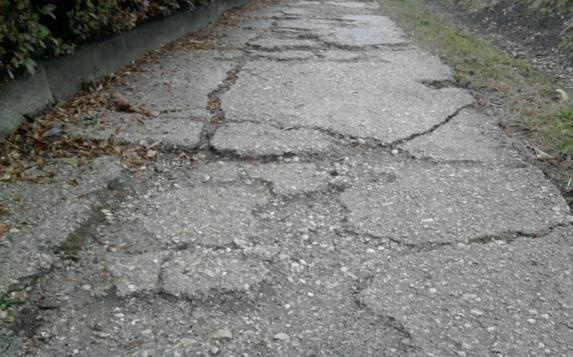 Járdákat újítanak fel Bátonyterenyén