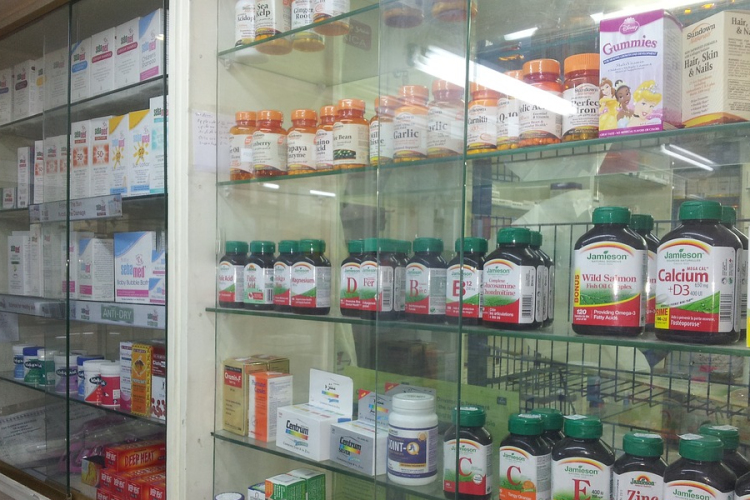 Bárki kiválthatja igazolás nélkül a hozzátartozók gyógyszereit