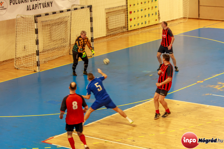 SALGÓTARJÁNI NOSZTALGIA TEREMFOCI TORNA.