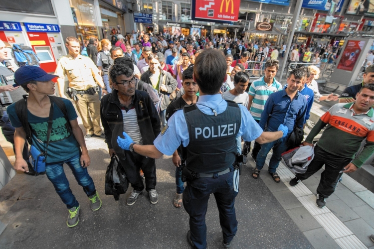 Irányváltás várható a német menekültpolitikában