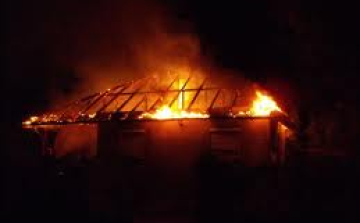 Melléképület égett Rimócon