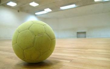 Gyarmati öregfiúk nyerték az emléktornát