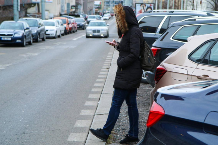 Brutál bírságot kaphatnak a gyalogosok is – A KRESZ mindenkire vonatkozik
