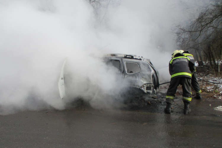 Kiégett egy autó Salgótarjánban