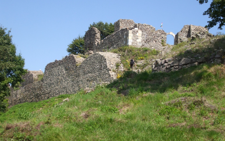 Szondi Várjáték Drégelypalánkon