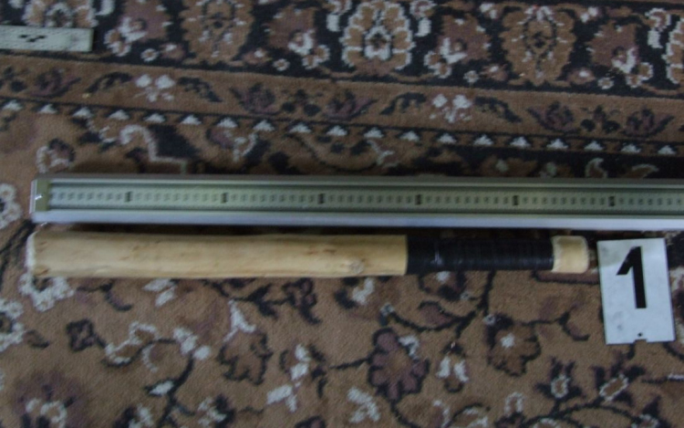 Az udvaron verekedtek