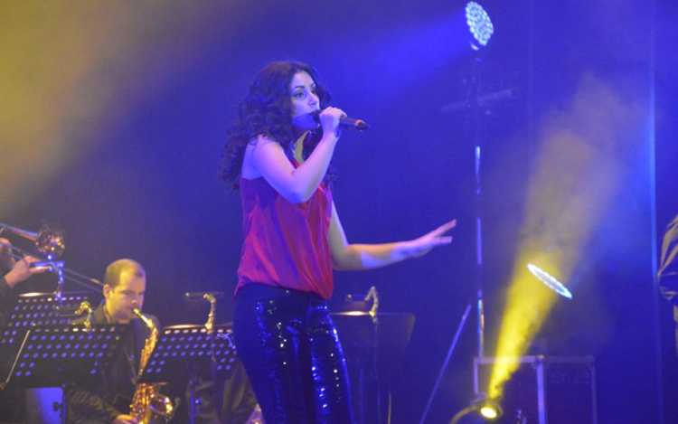 Elkészült a végleges verziója Radics Gigi dalának