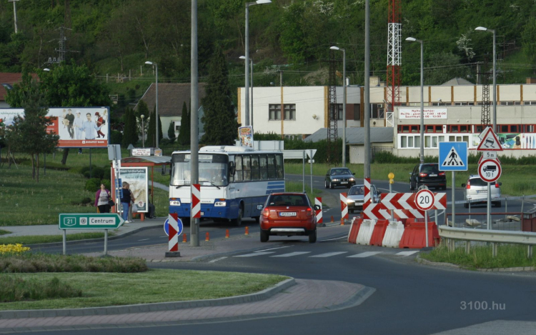 Augusztus elejére állhat helyre a rend a körfogalomnál