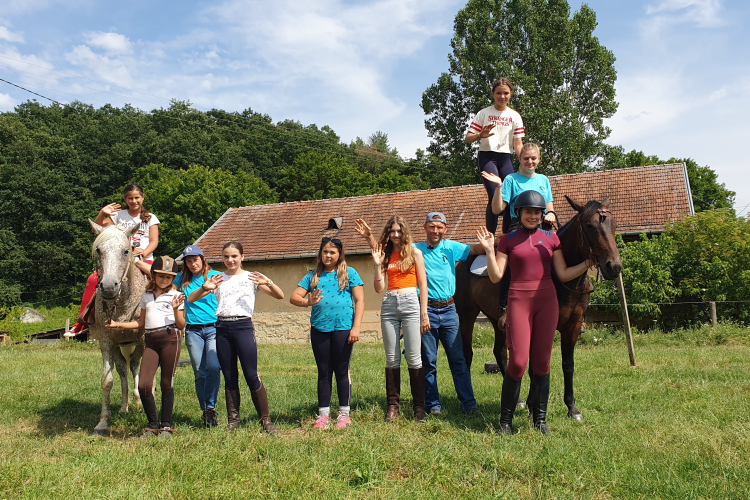 Urbányi Nikolett és Urbányi Zoltán lovastábora Salgótarján