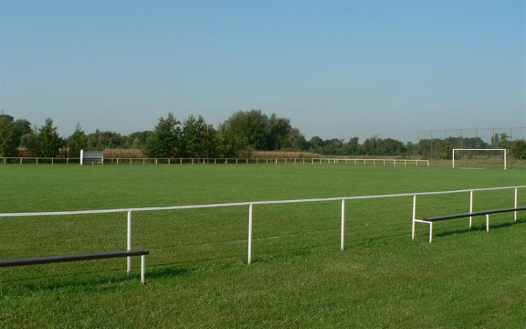 Sportpálya épült példás összefogással