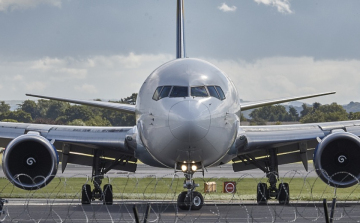 Sztrájk miatt több budapesti járatát is törölte a Lufthansa-csoport