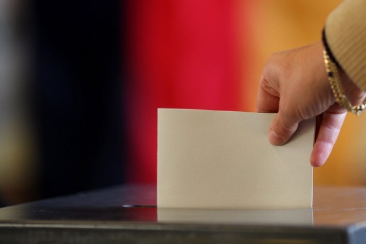 Megkezdődtek a parlamenti választások Németországban 