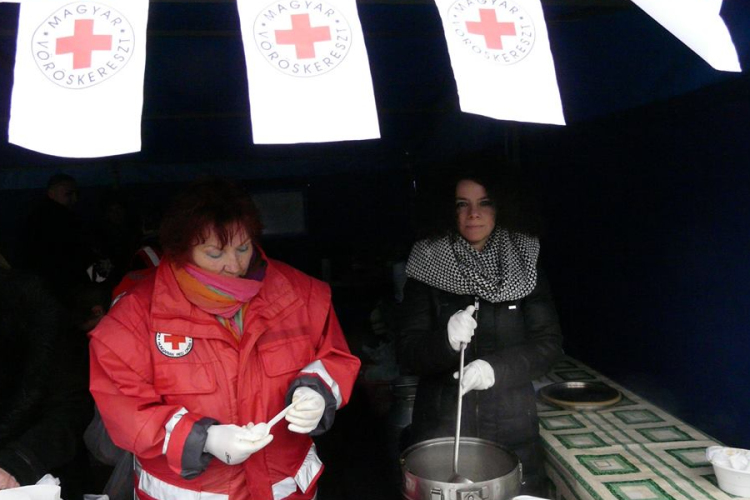 Haditudósító karácsonyi jótékonykodása Salgótarjánban