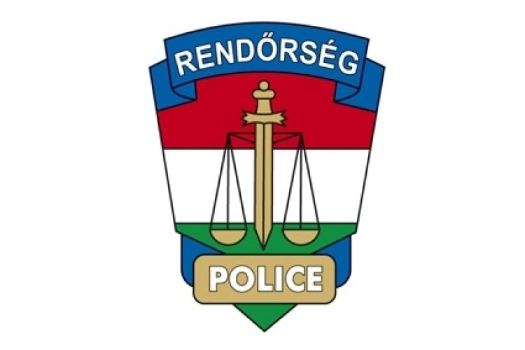 Csúszós utak – félpályás útlezárás