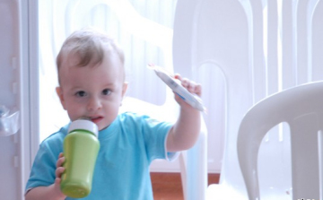 Mesekönyv és játék a kórházaknak