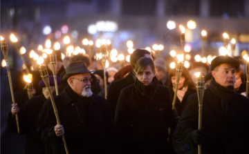 Salgótarján gyásznapja: feltárni a kommunista múltat!