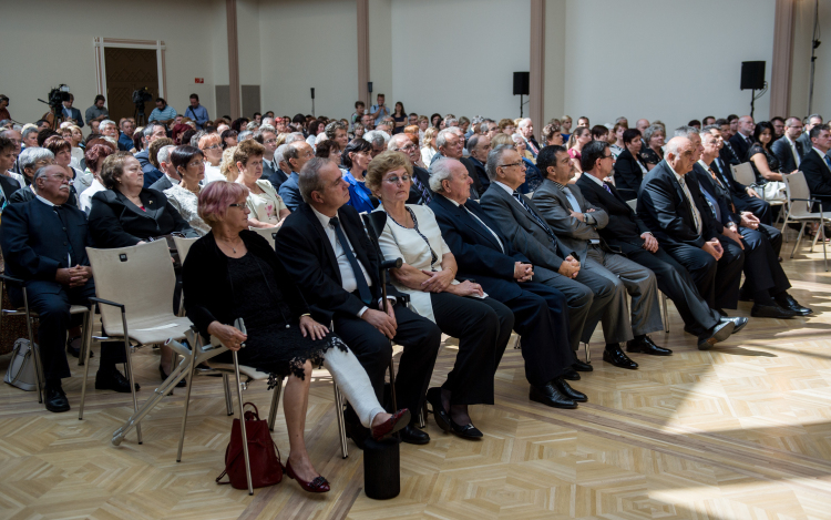 Batthyányi Strattmann díjat kapott Nadim doktor