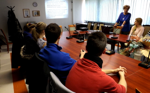 Folytatódik a párbeszéd