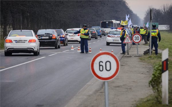 Halálos baleset a 2-es főúton