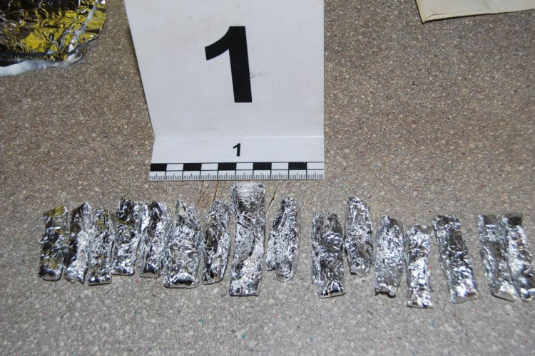 Bódító hatású anyagot adott el