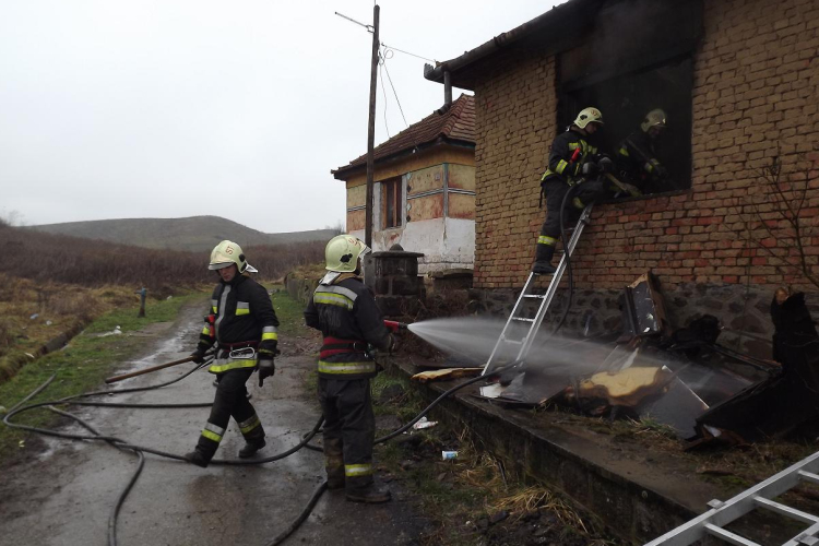 Tűz Bátonyterenyén és Nagybárkányban