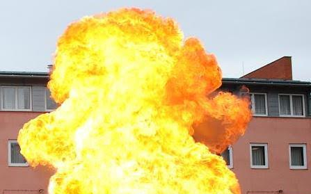 Víz az égő olajra? TILOS! 