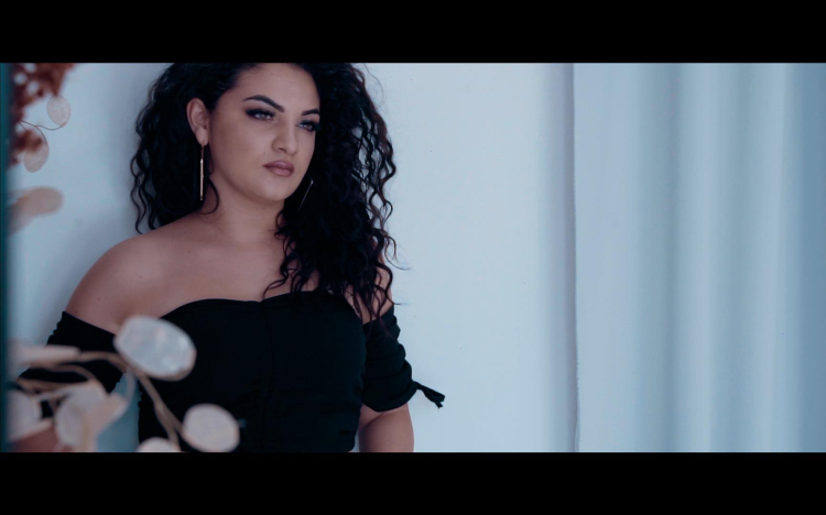 Oláh Szandra - Salgótarján. Új videoklip szeptember 25-én!