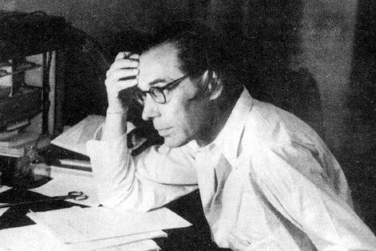 Szabó Lőrinc mellszobrát avatják fel Balassagyarmaton