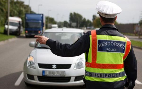 Közokirat-hamisítás