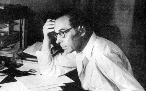 Szabó Lőrinc mellszobrát avatják fel Balassagyarmaton