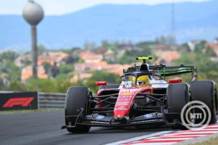 Magyar Nagydíj - Hamilton zárt az élen a második szabadedzésen