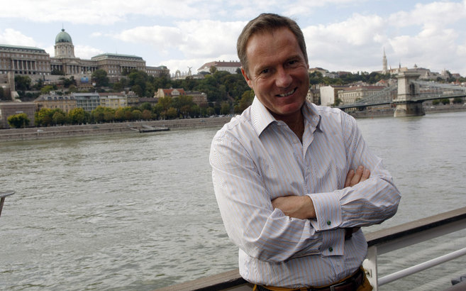 Arannyá válik, amihez Frei Tamás kezd