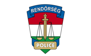 Kiabált, tört és zúzott