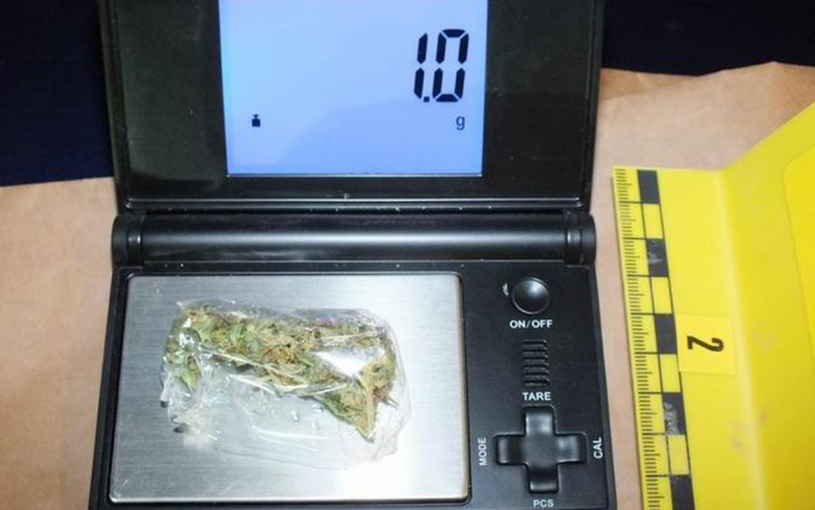 Kábítószert birtokoltak