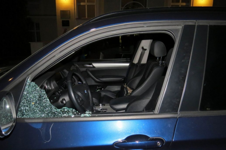 Autót tört fel Salgótarjánban, elfogták