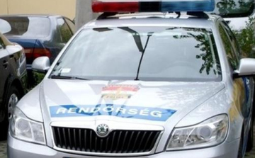 Mentőt hívtak hozzá a rendőrök
