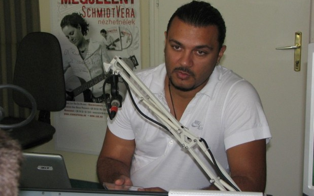 Gáspár Laci elesett, felállt, és megy tovább