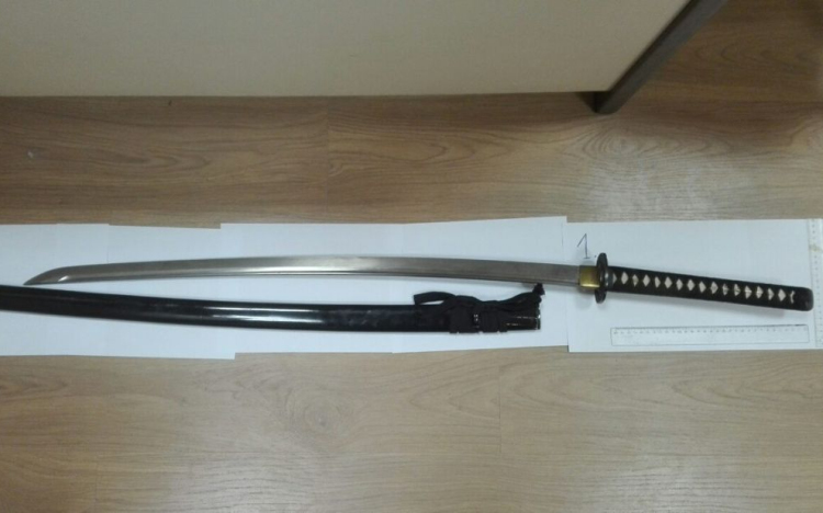 Megfenyegette szomszédját