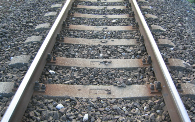 Vádemelési javaslat - sínekről loptak volna