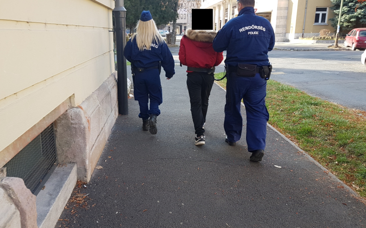 Emberölési kísérlet Dejtáron - videóval