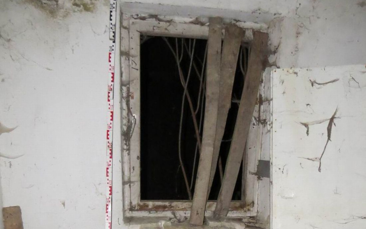 Betörtek a telephelyre