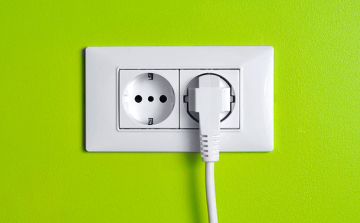 Visszakötötte az áramot