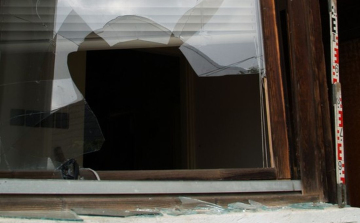 Betöréses lopás Diósjenőn