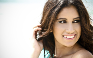 Radics Gigi is fellép a debreceni stadionavatón