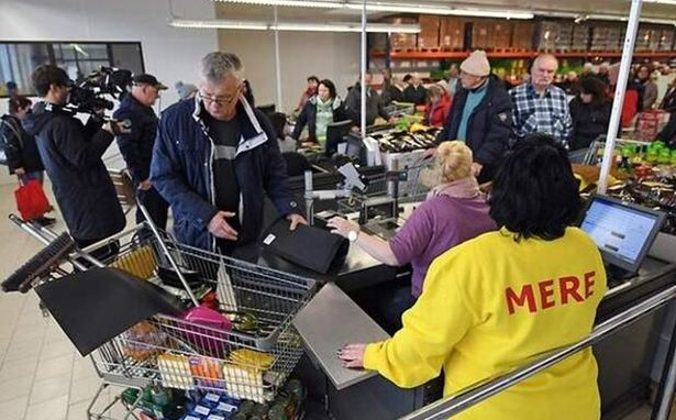 20-30 százalékkal olcsóbb az Aldinál és a Lidlnél 
