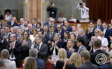 OGY - Elfogadta a Nemzeti Vagyonvisszaszerzési és Vagyonvédelmi Hivatal felállításáról szóló javaslatot a parlament