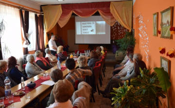 Az idősek biztonsága a cél!