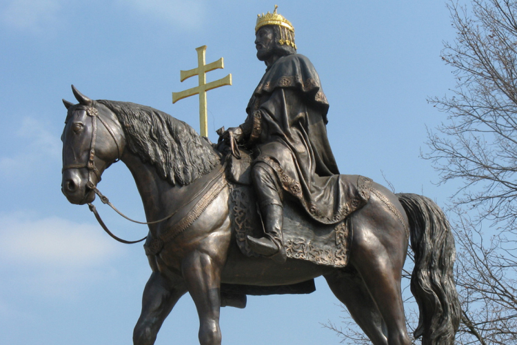 1001, január 1. - NEKÜNK MAGYAROKNAK ez különösen fontos dátum